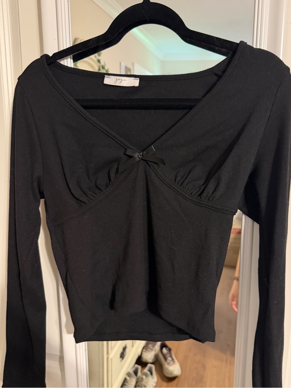 Gage Black Ribbed Long-Sleeve V-Neck Top with Bow
